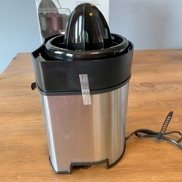 Cuisinart Citrus Juicer Pulp Control Model CCJ- 500 Adjustable NIB - Picture 9 of 16